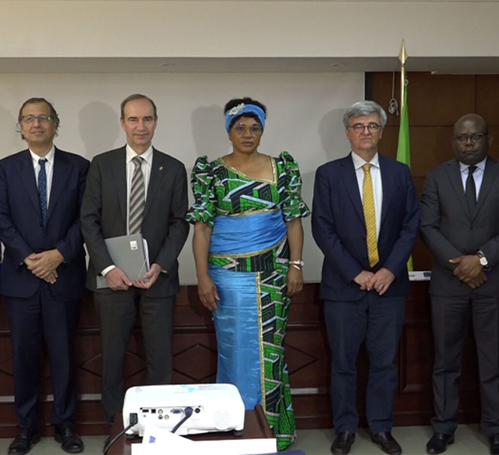 Transformation plus poussée du bois : Le RIFFEAC et l’ATIBT mettent en œuvre le Projet ADEFAC